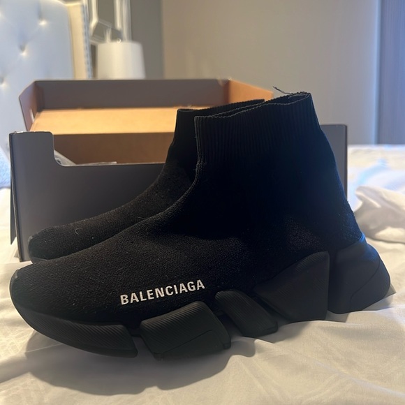 Balenciaga Speed 2.0 - Picture 1 of 6